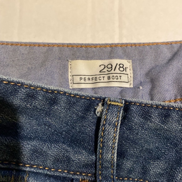 Women’s Jeans - Picture 3 of 5
